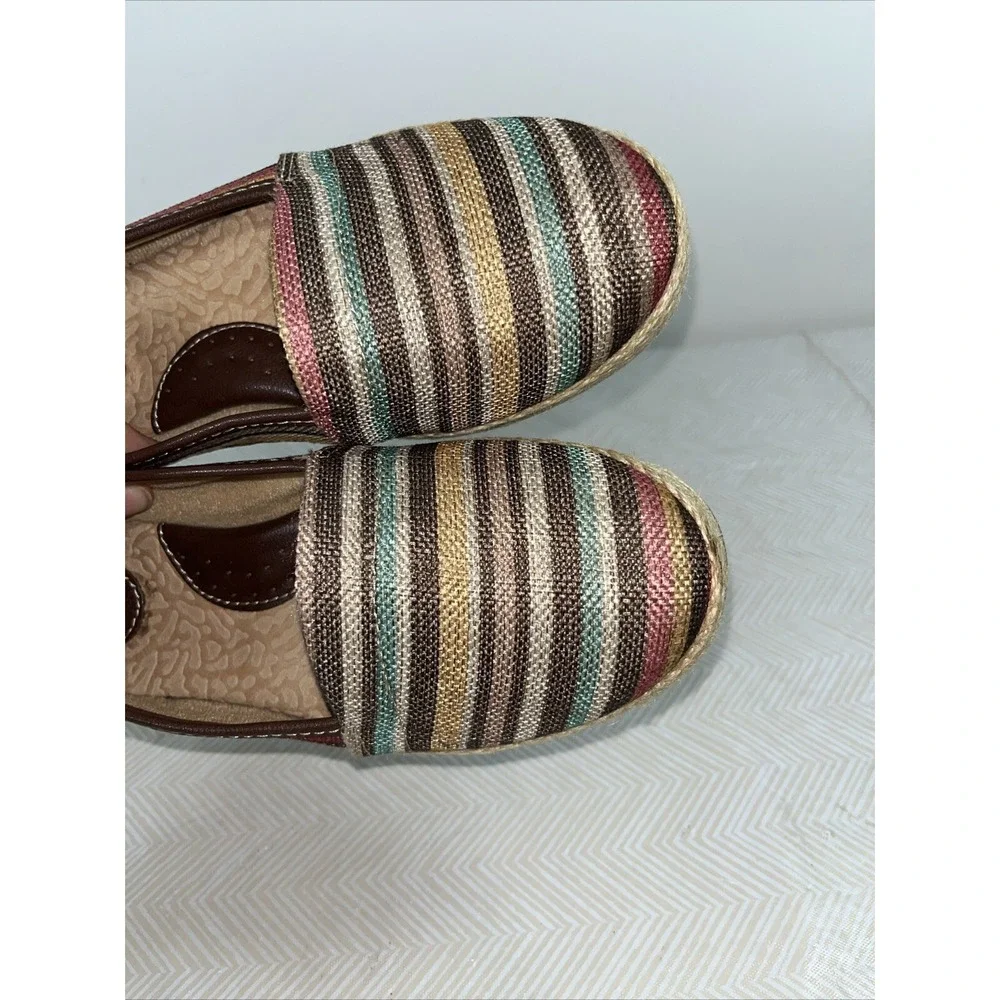 BOC Born Womens Franki Espadrille Flats Sz 6M Striped Slip On Shoes Comfort 90's